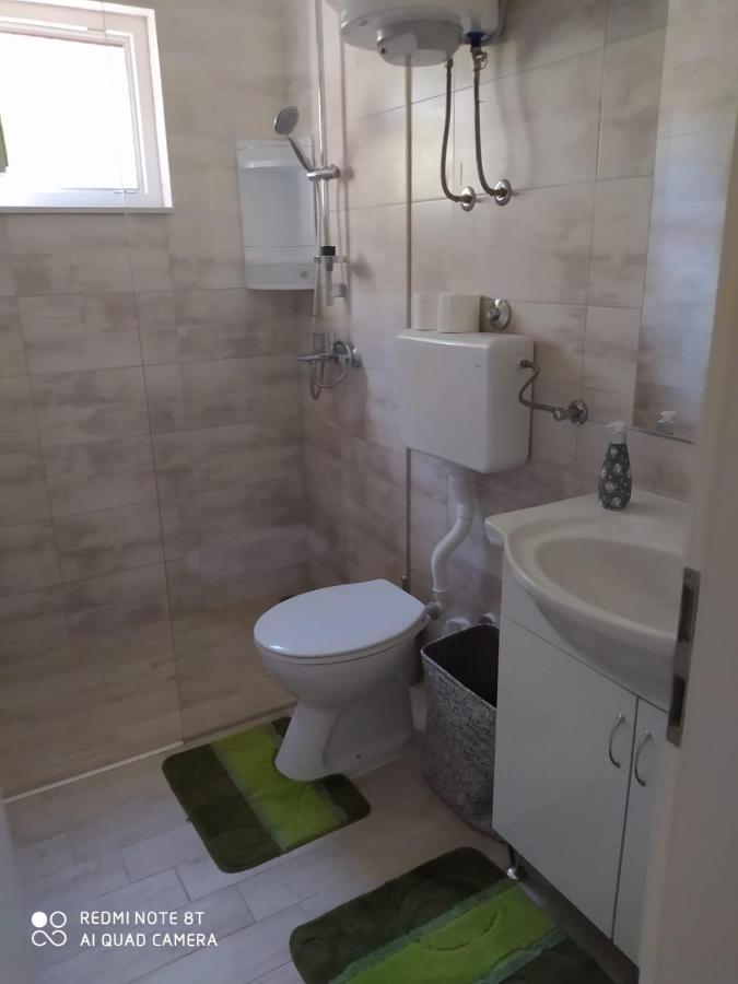 Apartmani Ana فير المظهر الخارجي الصورة