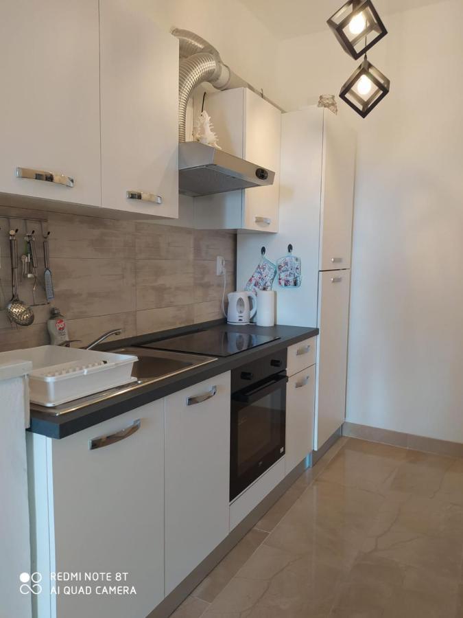 Apartmani Ana فير المظهر الخارجي الصورة