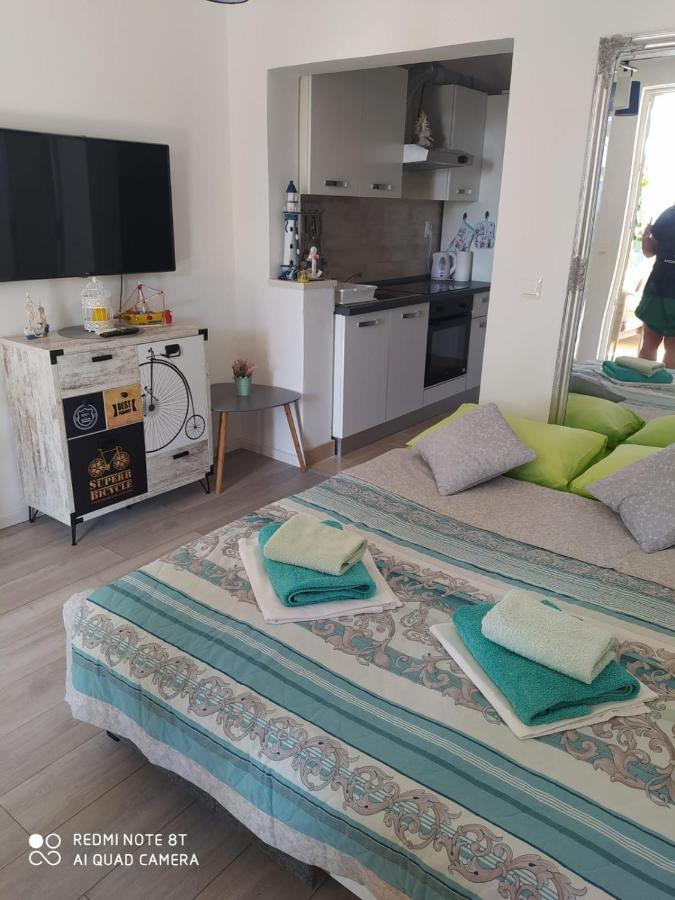 Apartmani Ana فير المظهر الخارجي الصورة